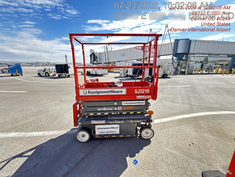 2022 SKYJACK SJ3219