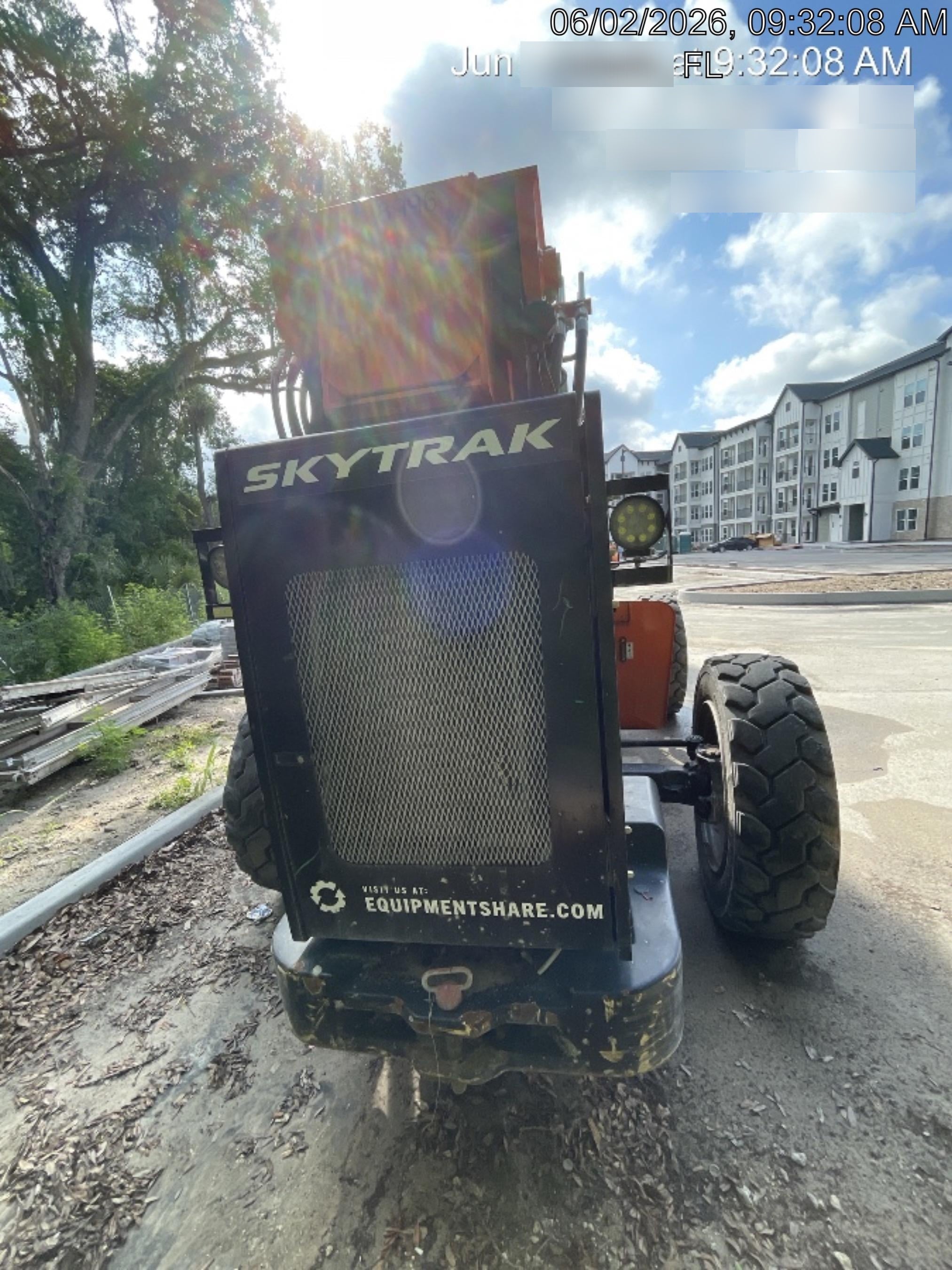2023 SKYTRAK 8042