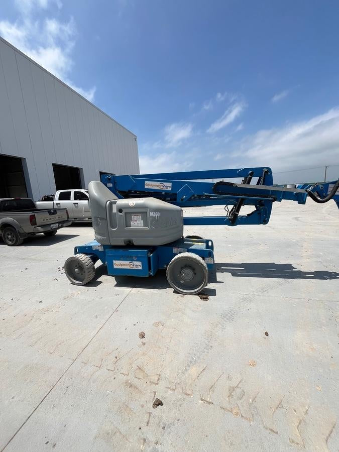 2017 GENIE Z-40/23 N