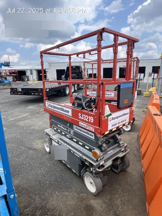 2023 SKYJACK SJ3219