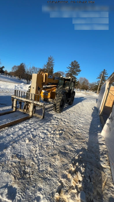 2020 JCB 509-42 Canopy, Solid Tires, Work Lights, Beacon, Aux Hydraulics, Back up Alarm, Lifting Eye, ES Decals