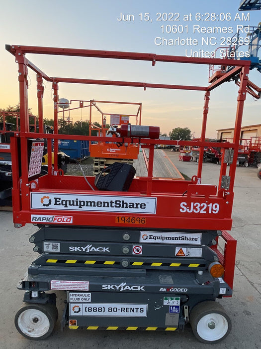 2021 SKYJACK SJ3219