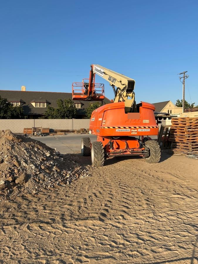 2020 JLG 660SJ