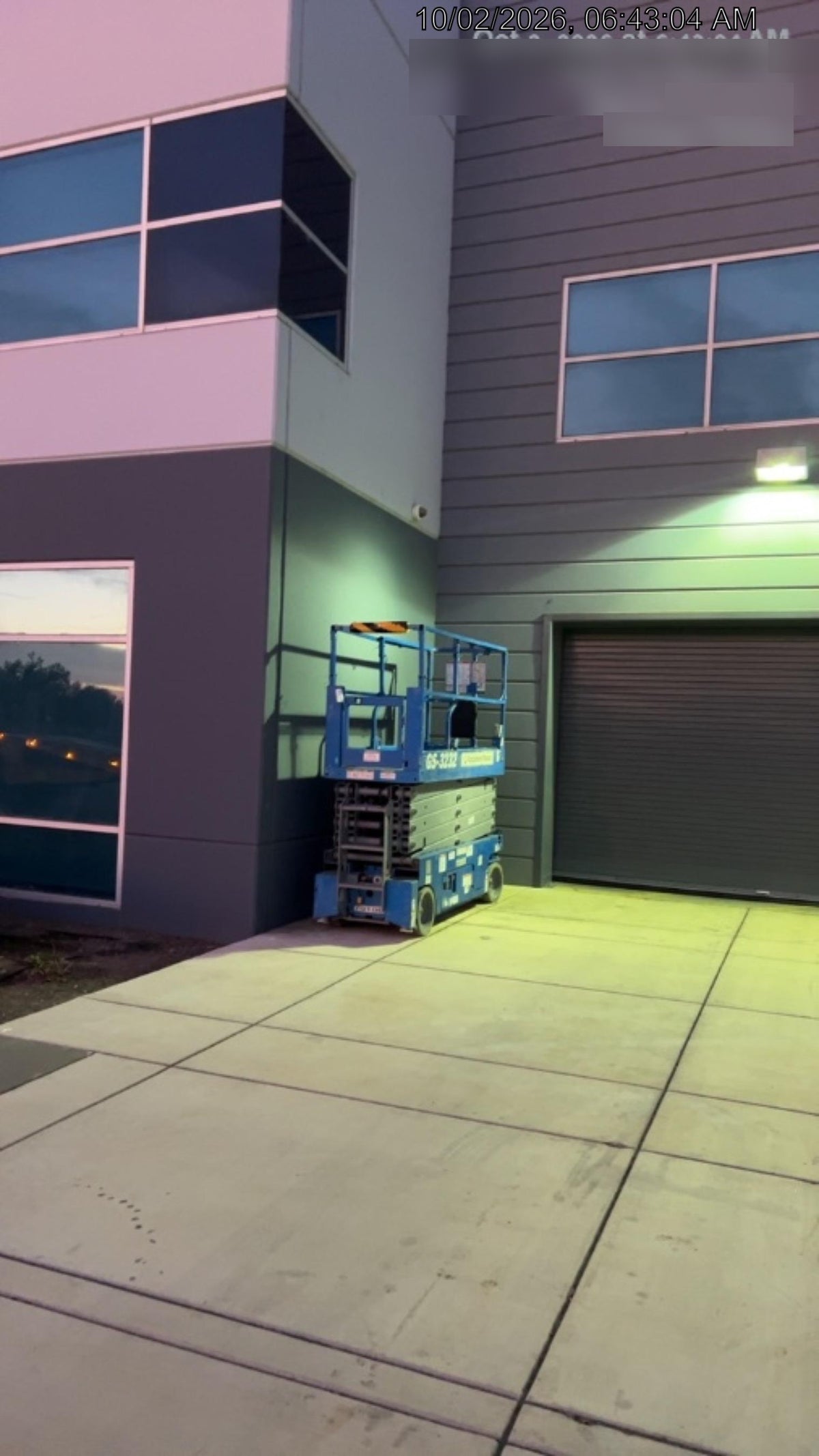 2020 Genie GS-3232 Standard, Folding half height swing gate, 800W Inverter