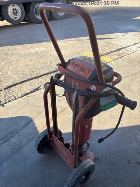 2020 HILTI TE 3000-AVR