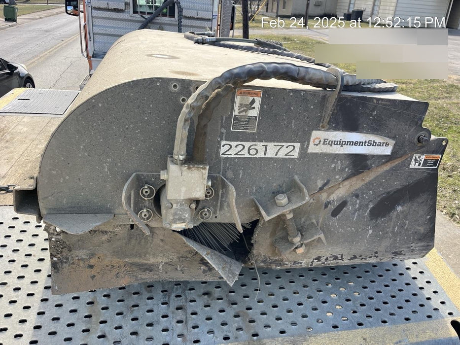 2022 PALADIN Sweepster SB72