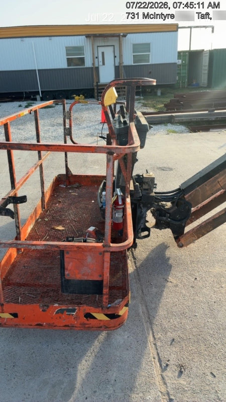 2022 JLG 660SJ