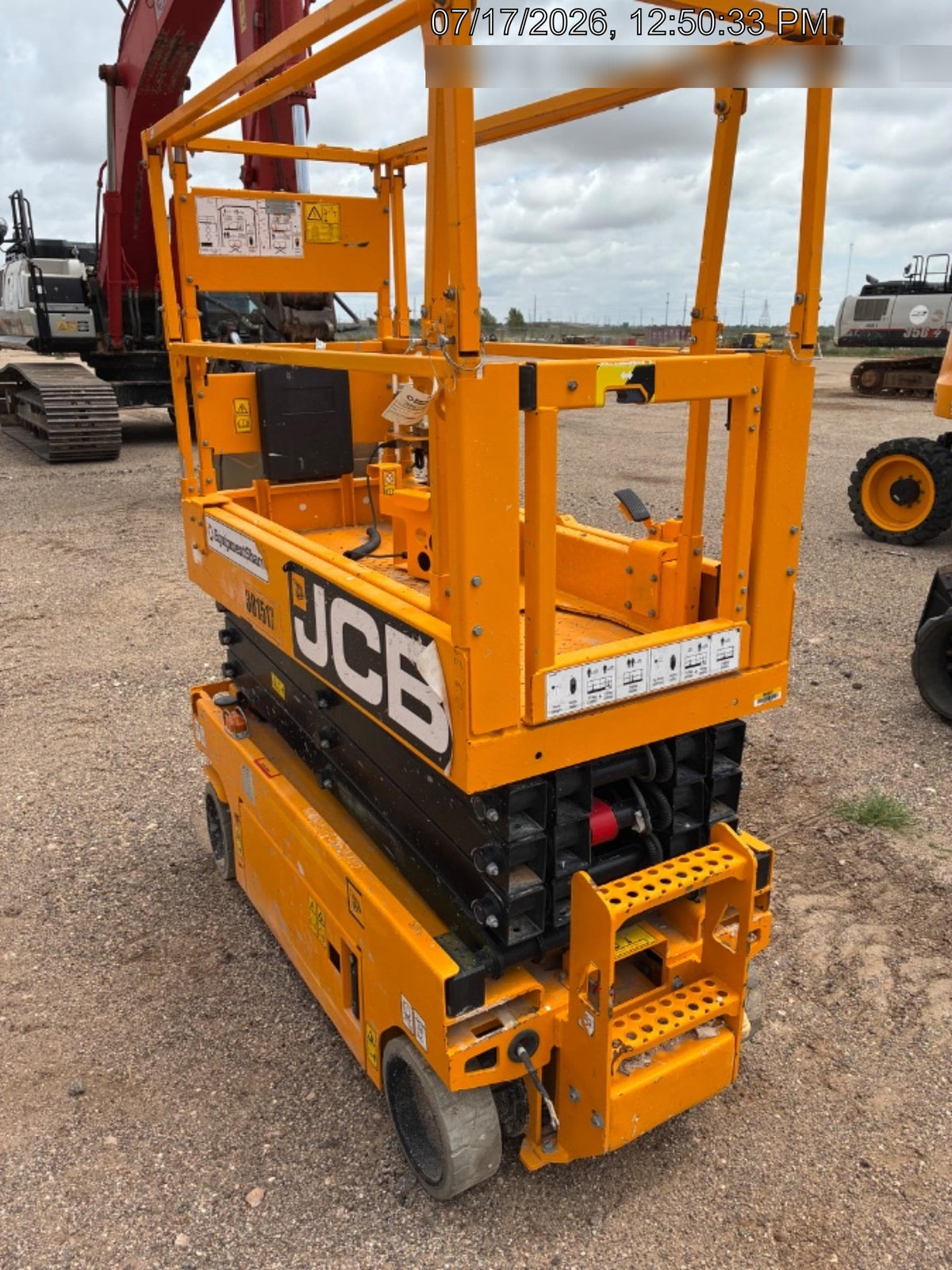 2024 JCB S1932E