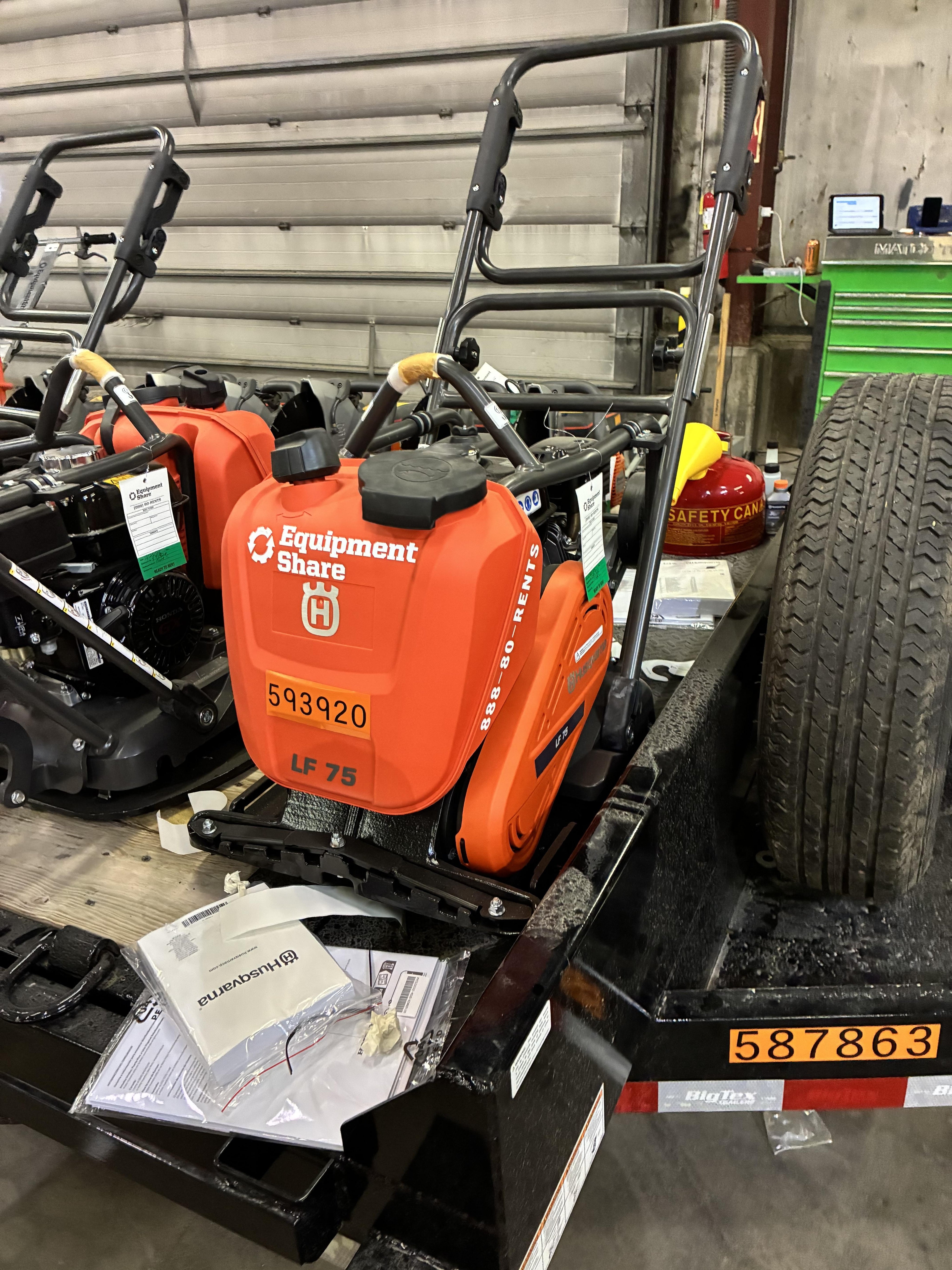 2025 HUSQVARNA LF75