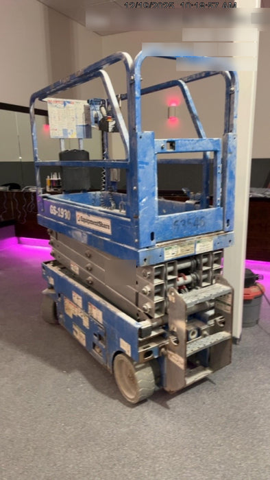 2020 Genie GS-1930 Solid Non Marking Tires, Beacon, Folding rails with half height swing gate