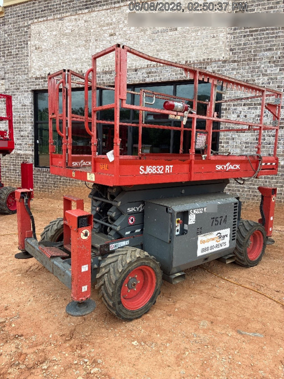 2018 SKYJACK SJ6832 RT