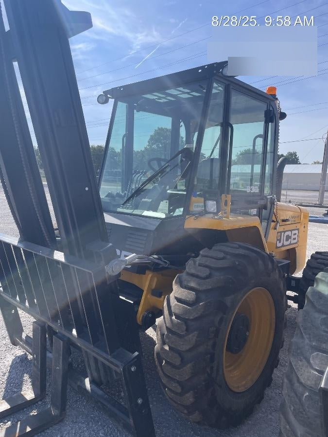 2025 JCB 930-4