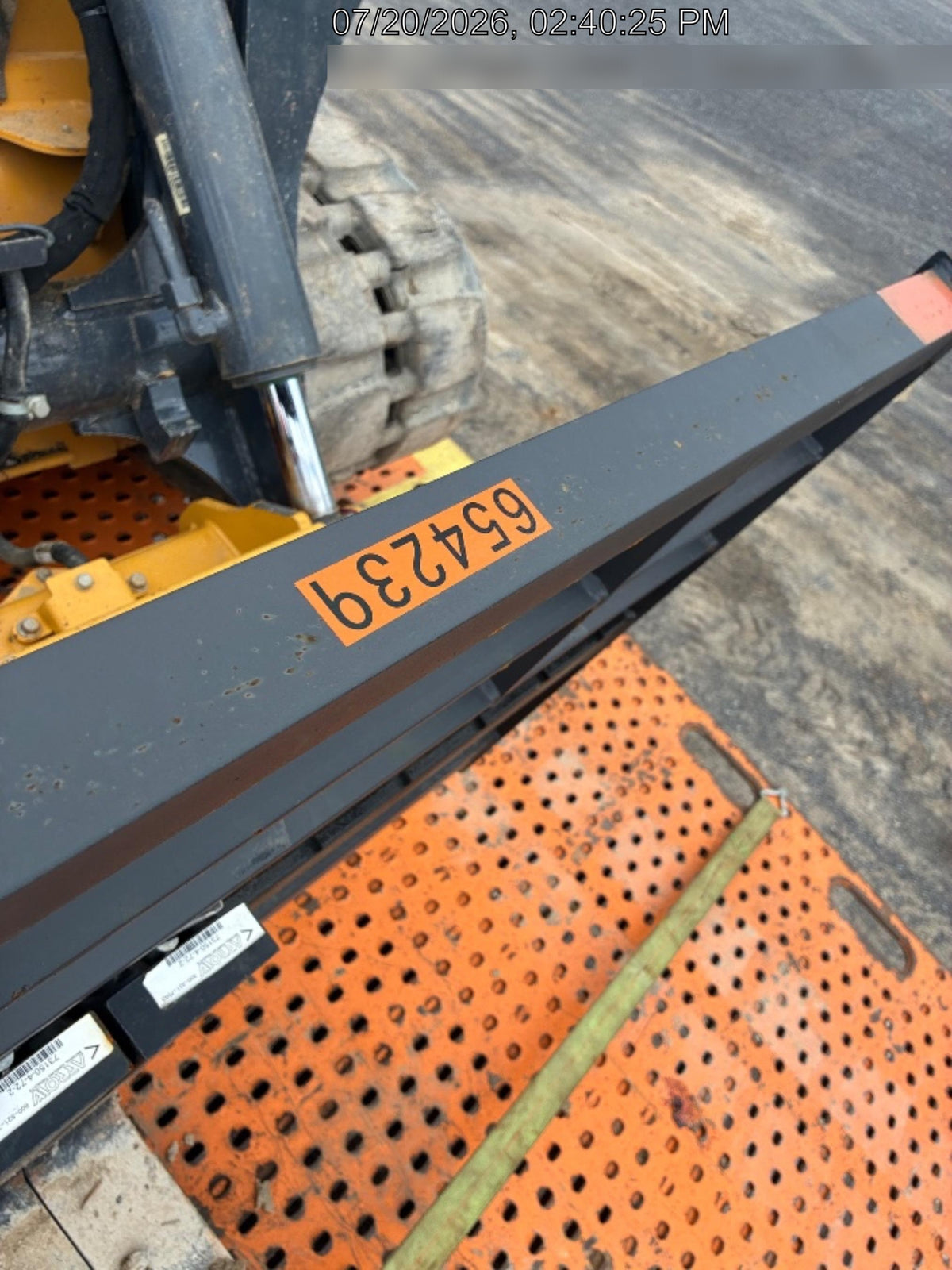 2026 ARROW MATERIAL HANDLING 72" Pallet Forks - Arrow