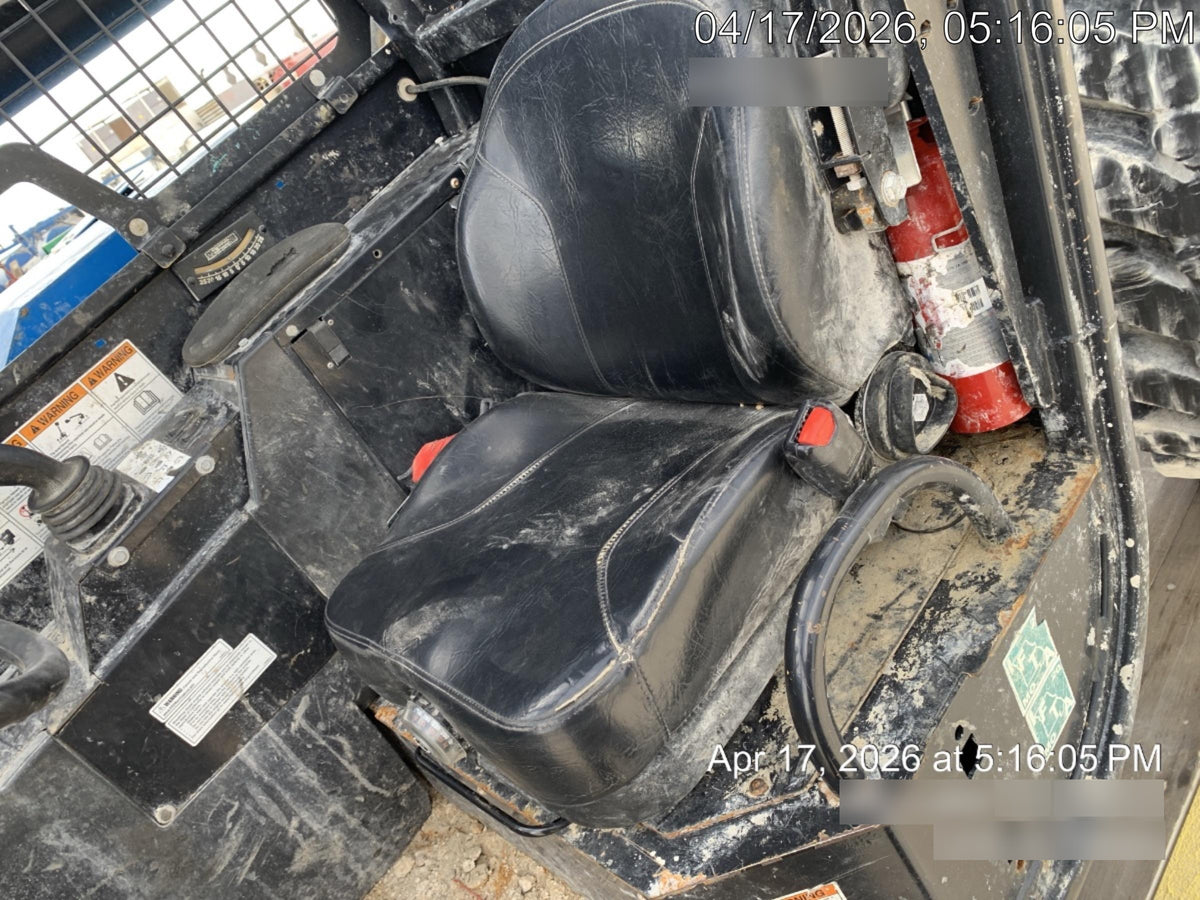 2018 Genie GTH-1056 GTH-1056 w/Open ROPS, Solid Tires, Work Lights, 60" carriage/forks, cab mesh, beacon