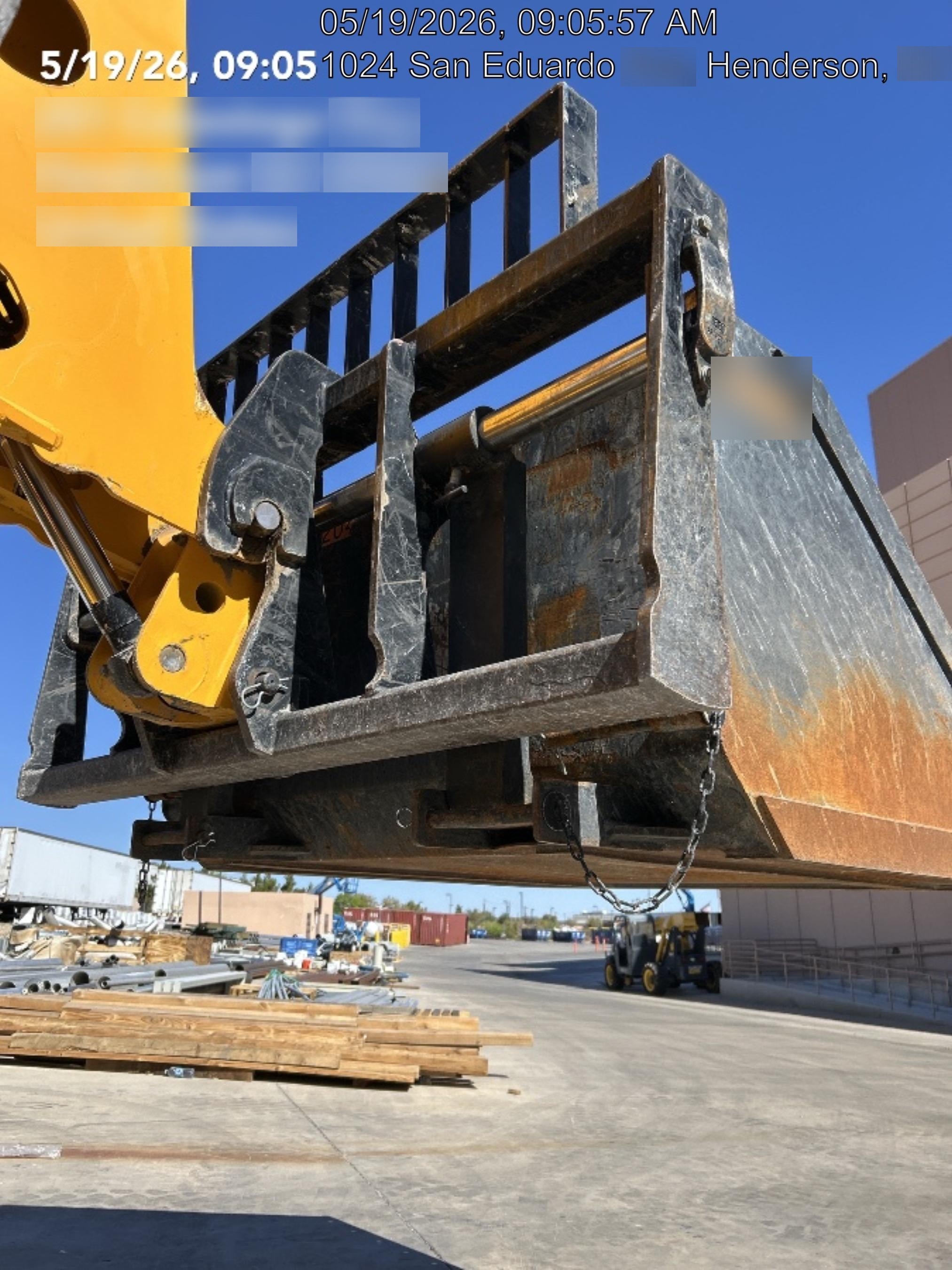 2021 ARROW MATERIAL HANDLING Telehandler Fork Bucket