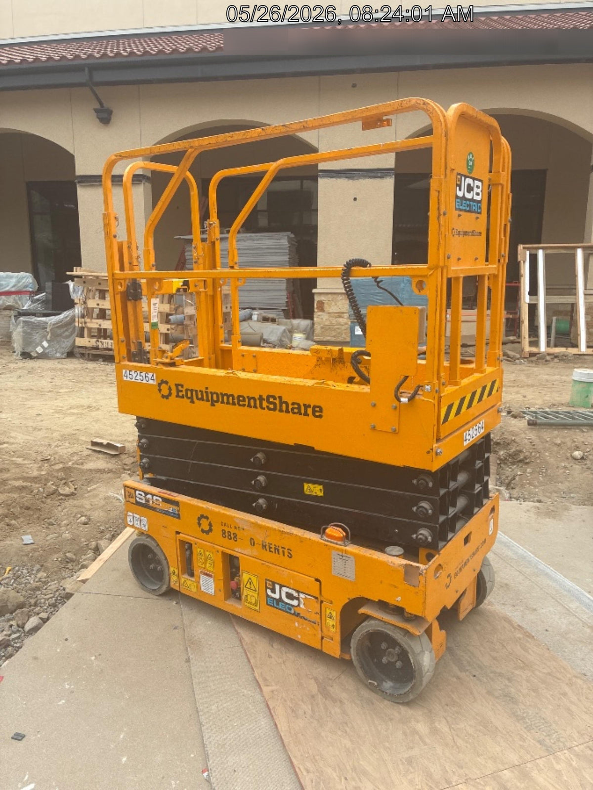 2024 JCB S1932E