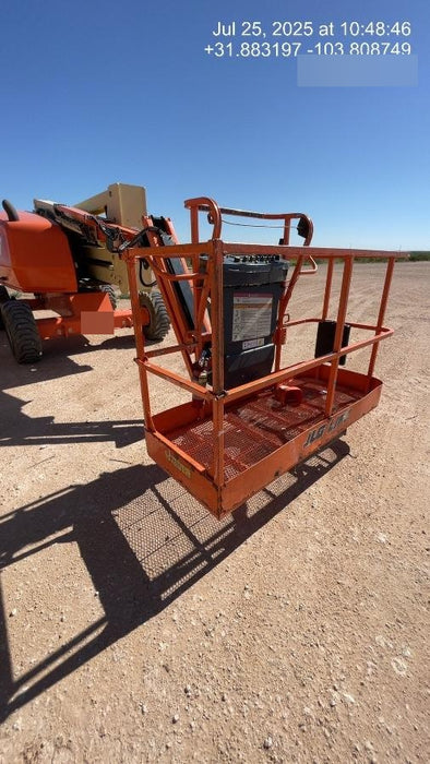 2019 JLG 450AJ