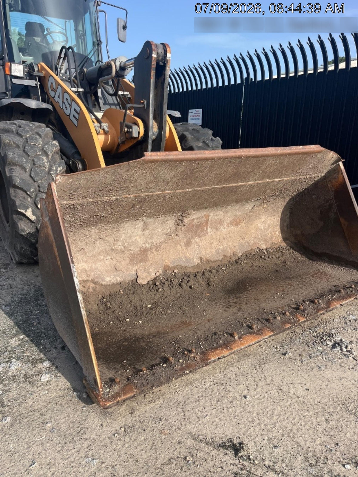 2018 Case 721G CLOSED CAB, 1 FUNCTION, JRB 416 STYLE HYD COUPLER