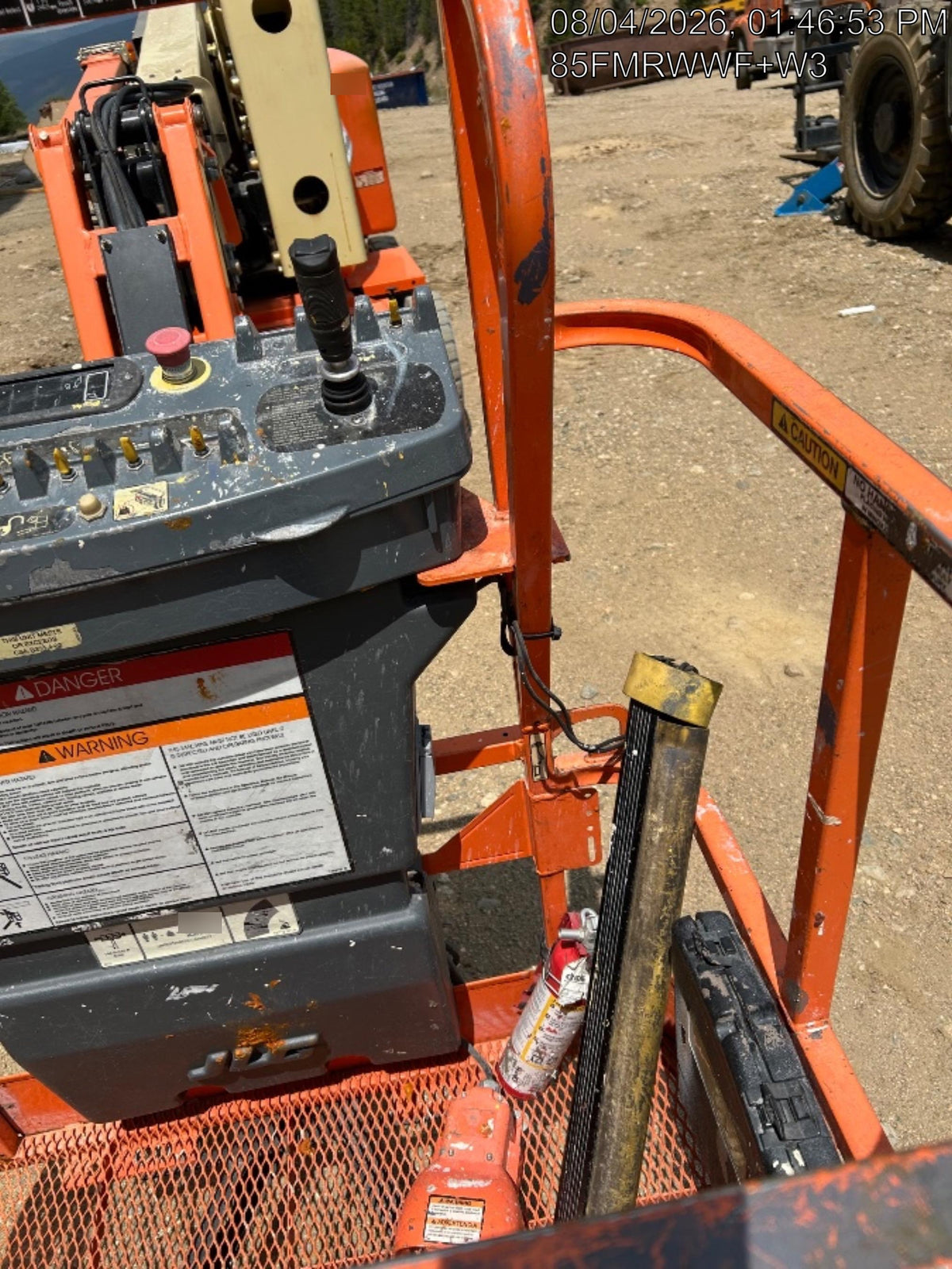 2019 JLG E400AJPN