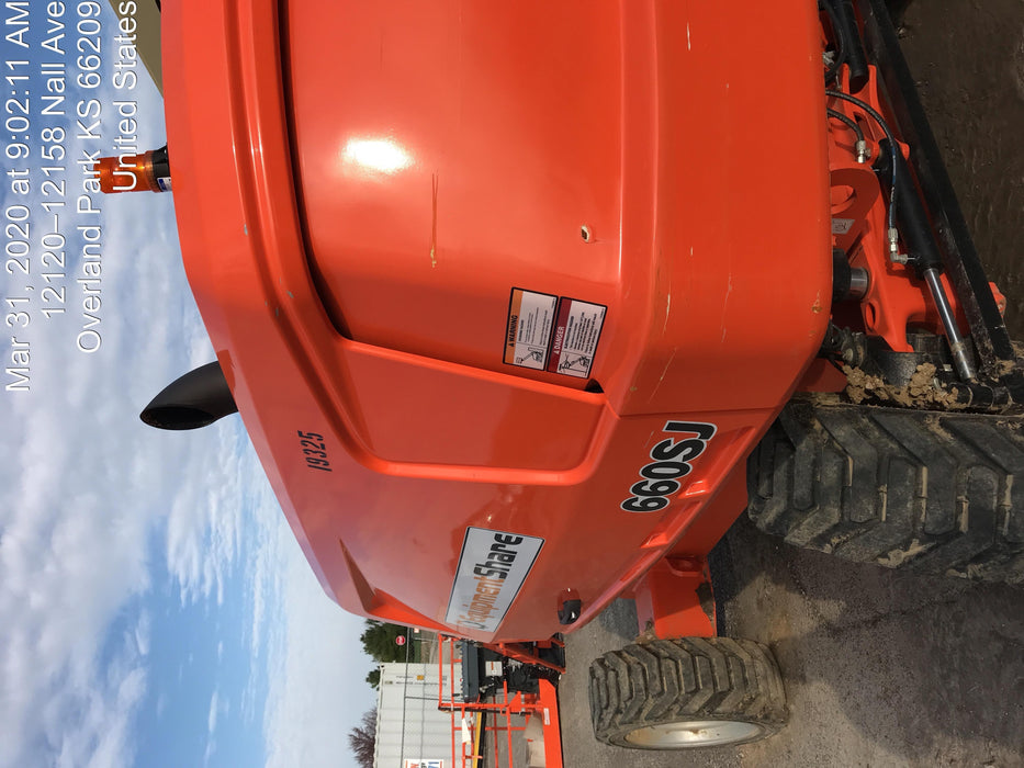 2018 JLG 660SJ