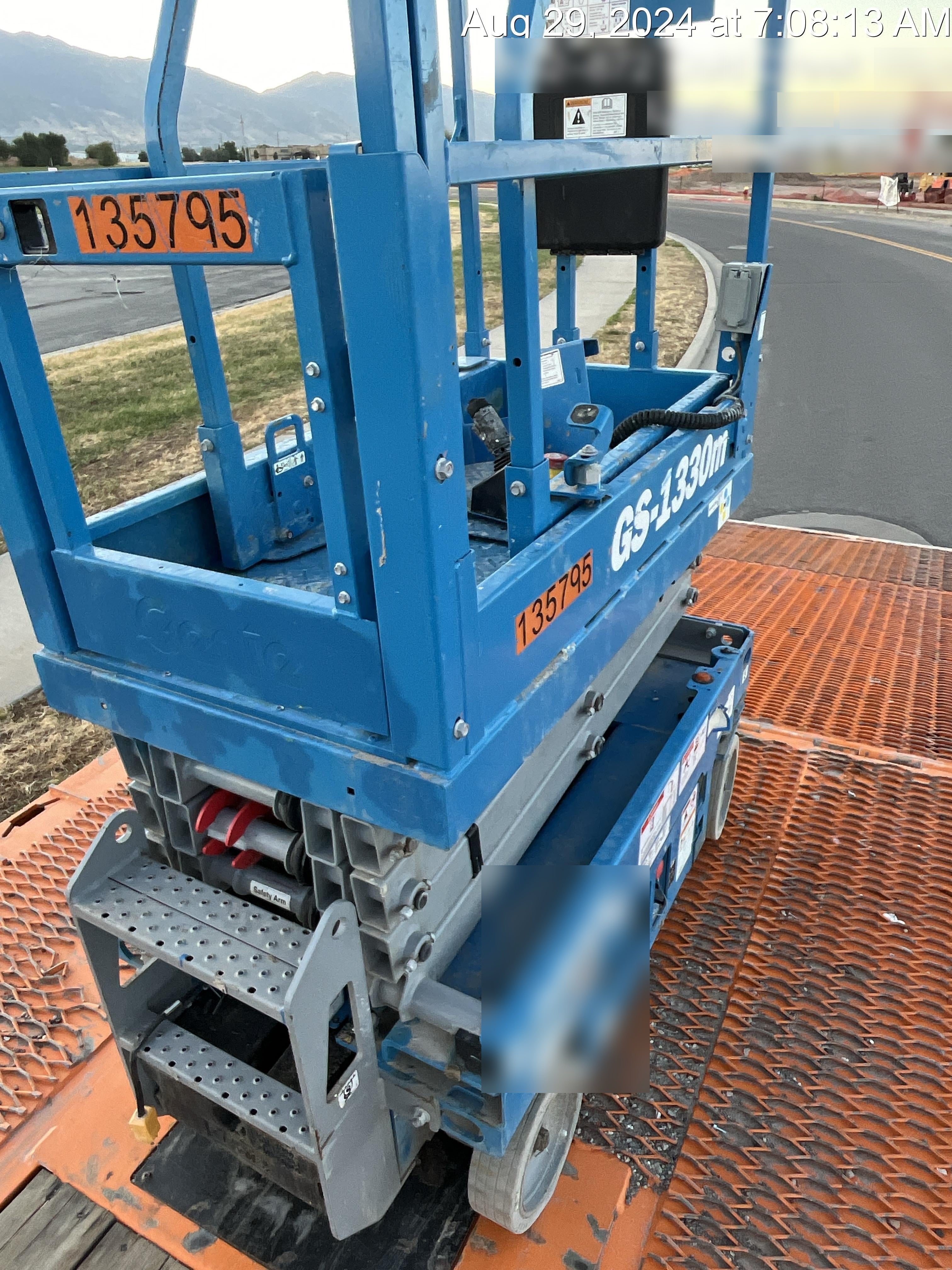 2021 GENIE GS-1330m