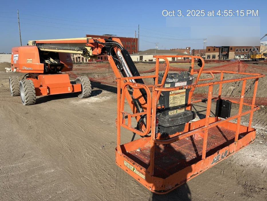 2019 JLG 660SJ