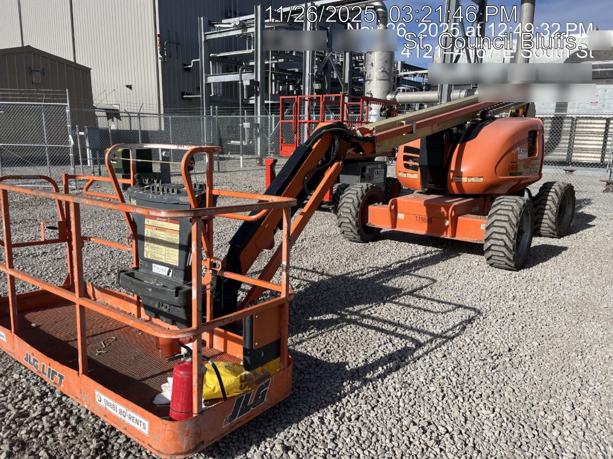 2021 JLG 600AJ