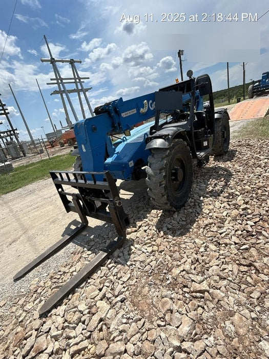 2018 Genie GTH-636 Genie GTH-636 w/Open ROPS, Solid Tires, Work Light/Beacon, 48" Carriage and Forks