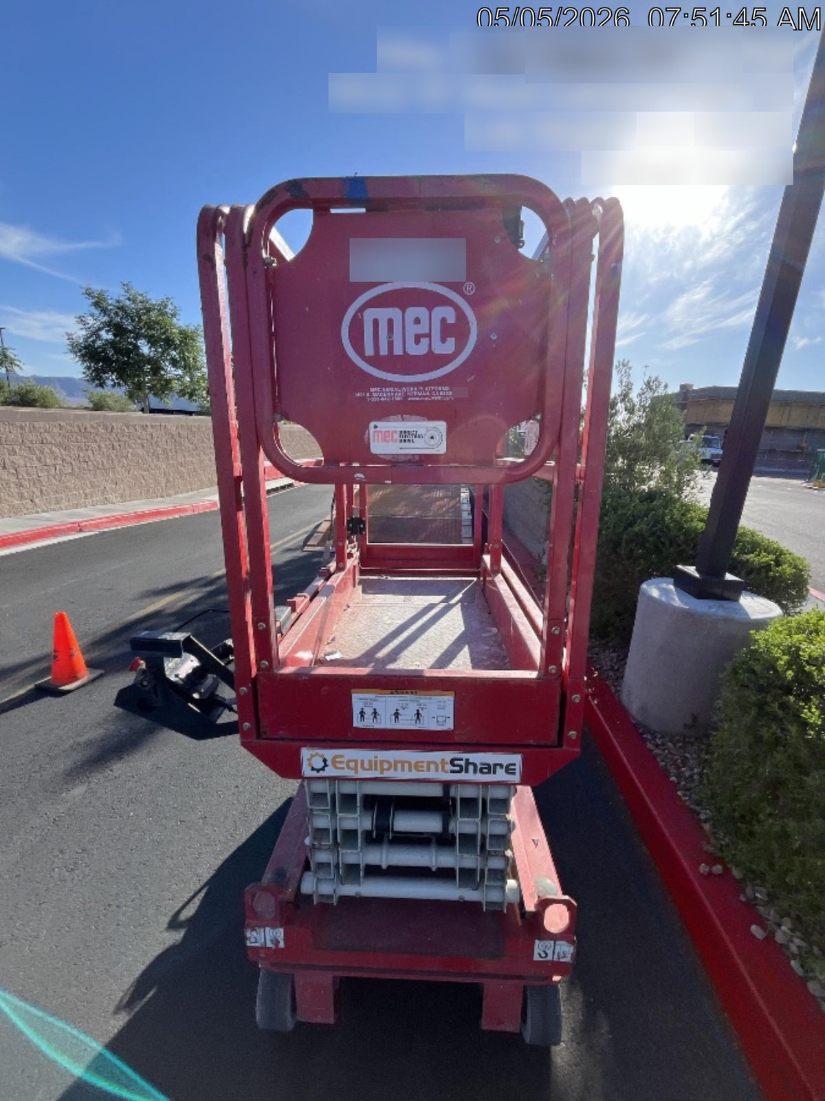 2019 MEC 1330SE MEC 1330SE w/ES Track Hardware, Full Extended 2 Year Warranty