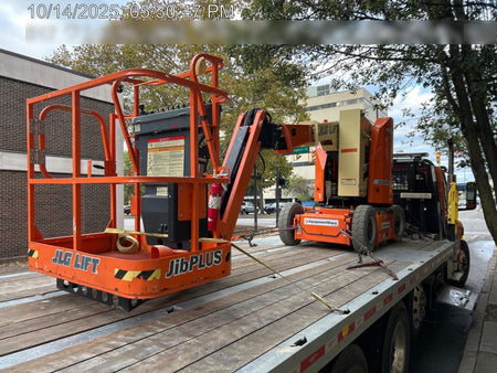 2022 JLG E300AJP