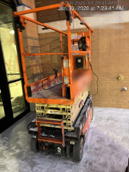 2022 JLG ES1932