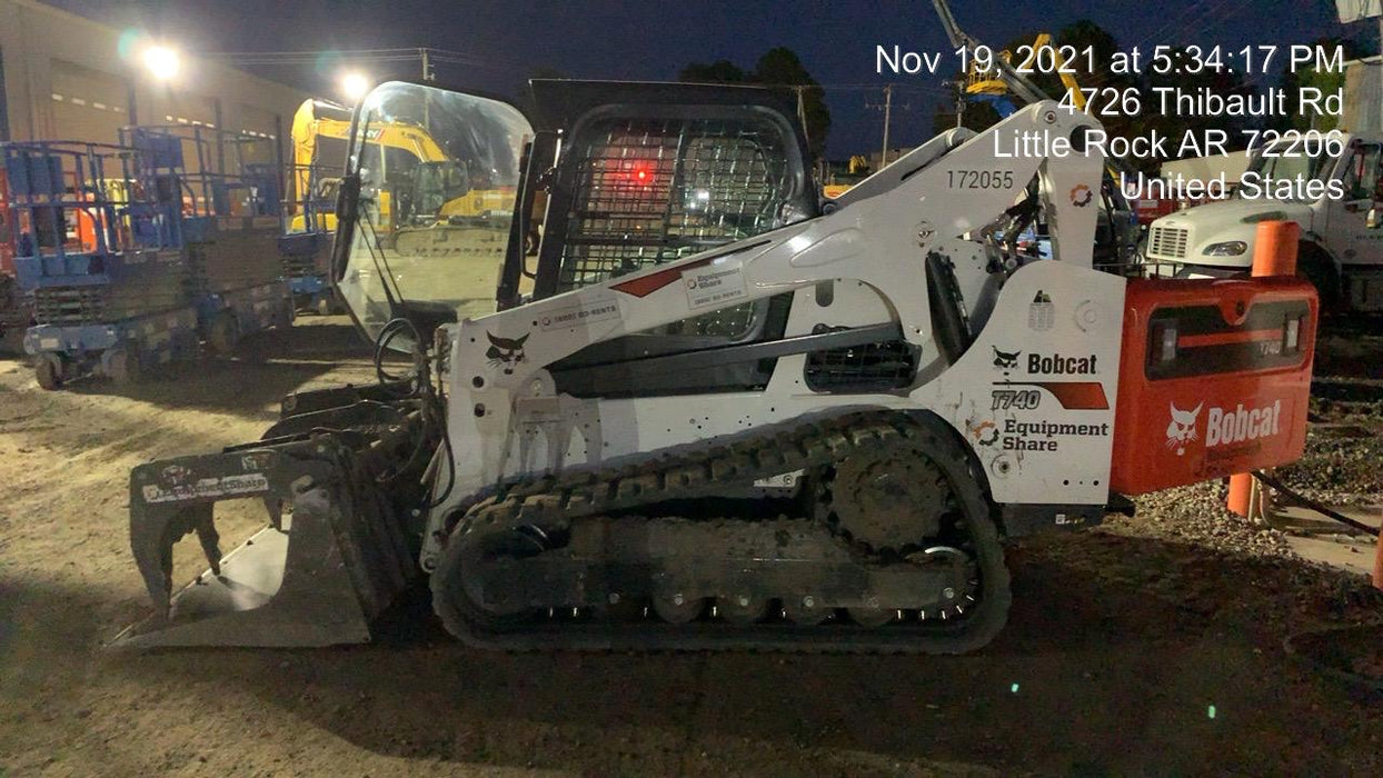 2021 BOBCAT T740