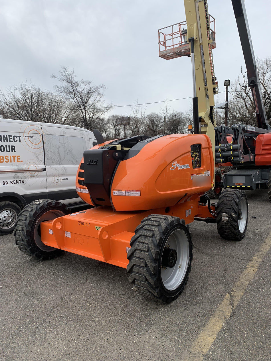 2023 JLG 600AJ