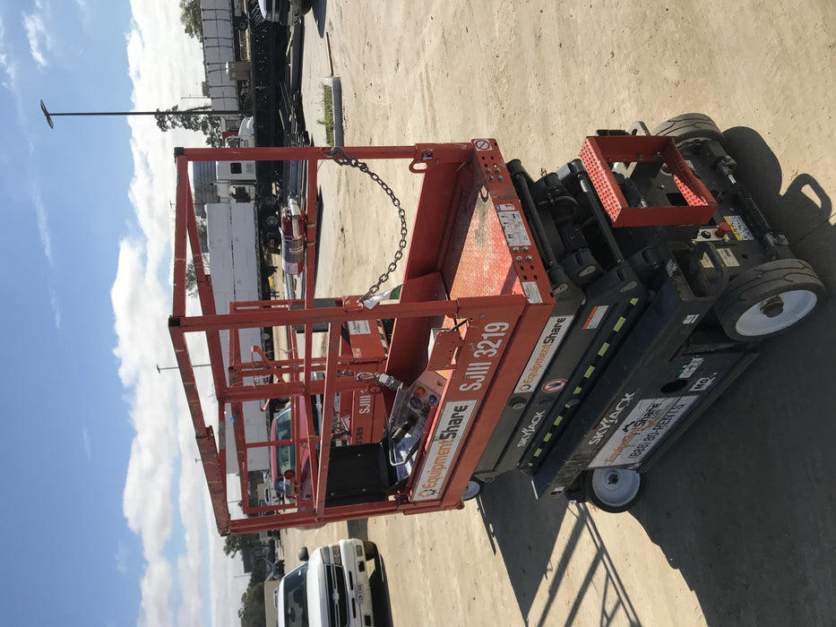 2018 SKYJACK SJIII-3219