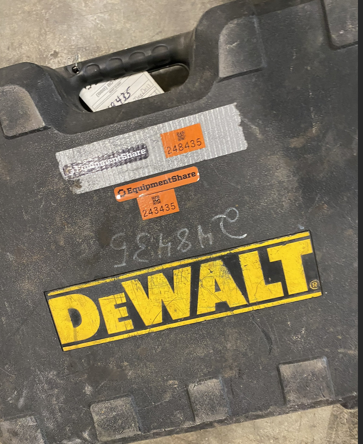 2022 DEWALT DWE1622K