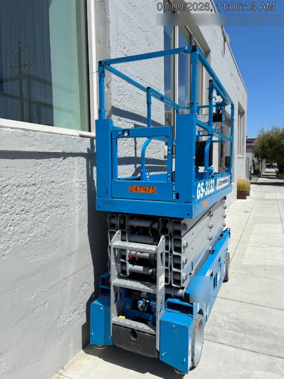 2022 GENIE GS-3232