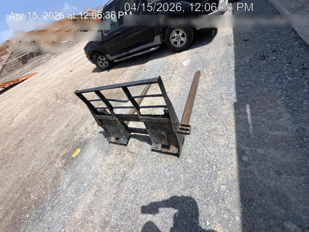 2023 ARROW MATERIAL HANDLING 24" Pallet Fork Frame
