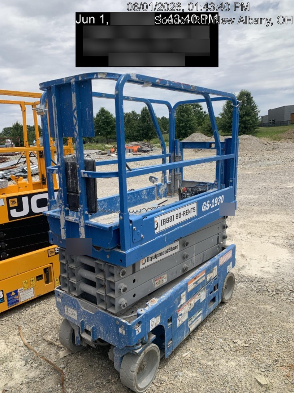 2020 Genie GS-1930 Solid Non Marking Tires, Beacon, Folding rails with half height swing gate