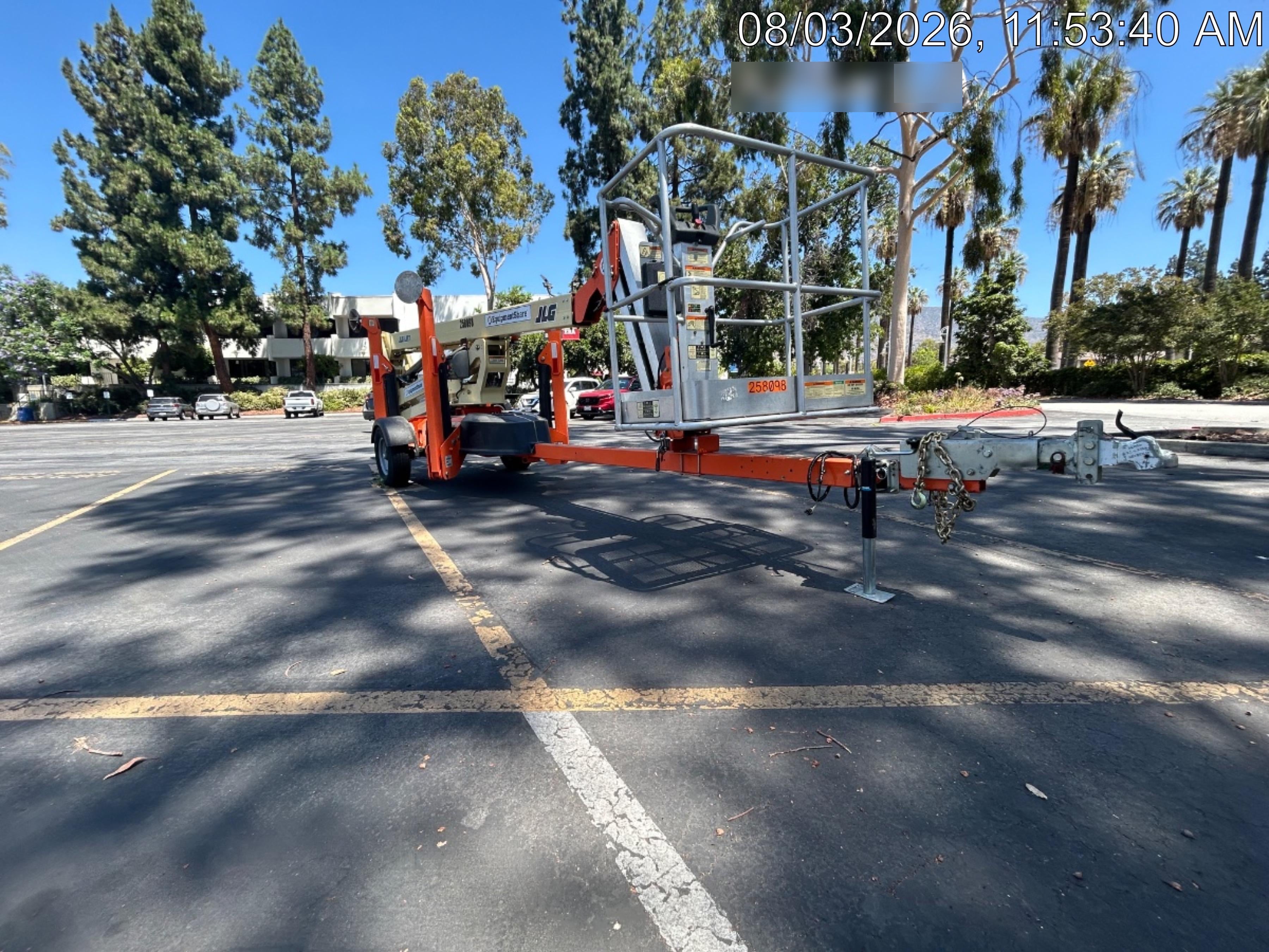 2022 JLG T500J