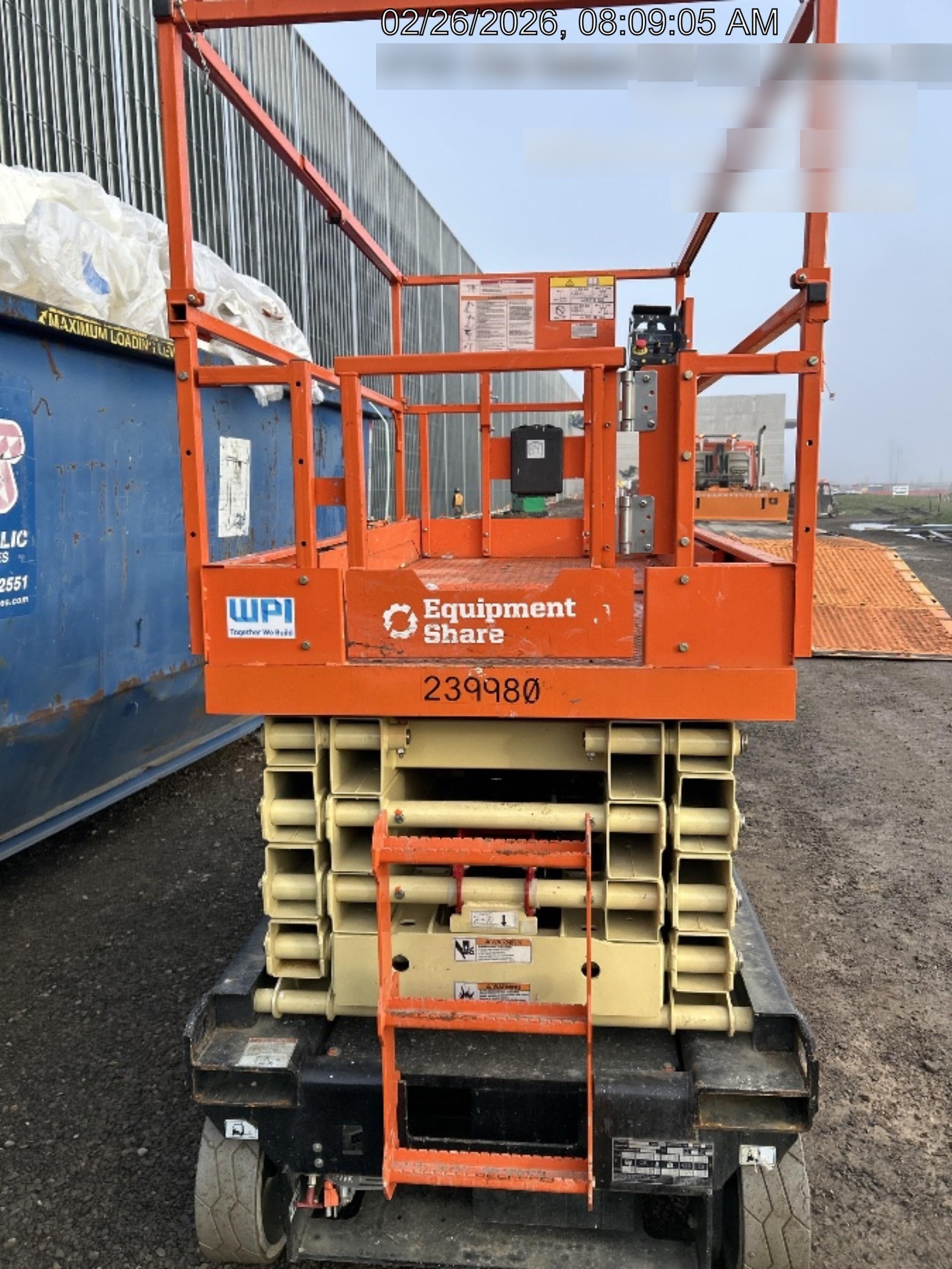 2022 JLG ES3246