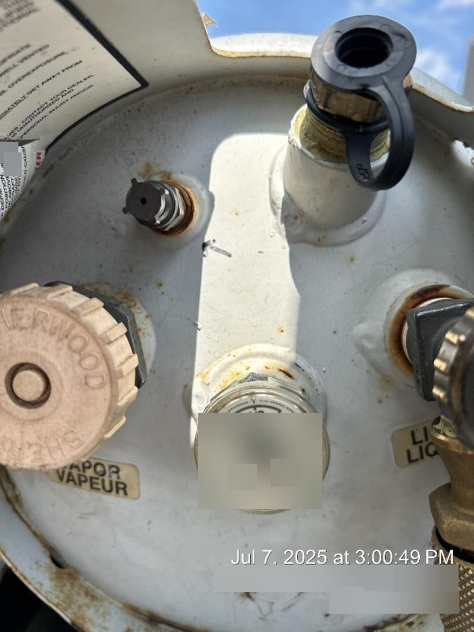 2019 Miller Electric BOBCAT 250 LP/Propane, Running Gear, Tank Bracket, Hose