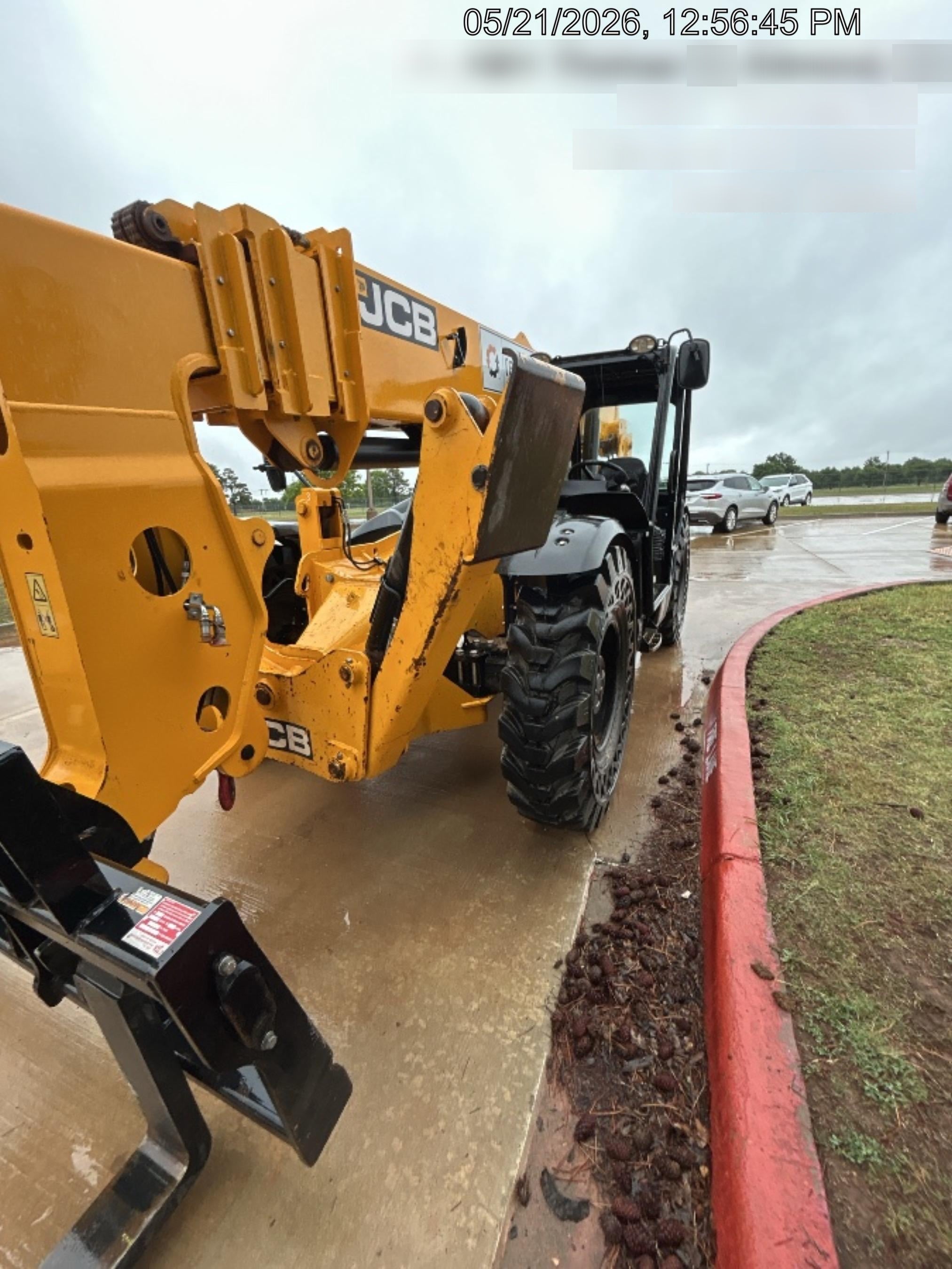 2023 JCB 510-56