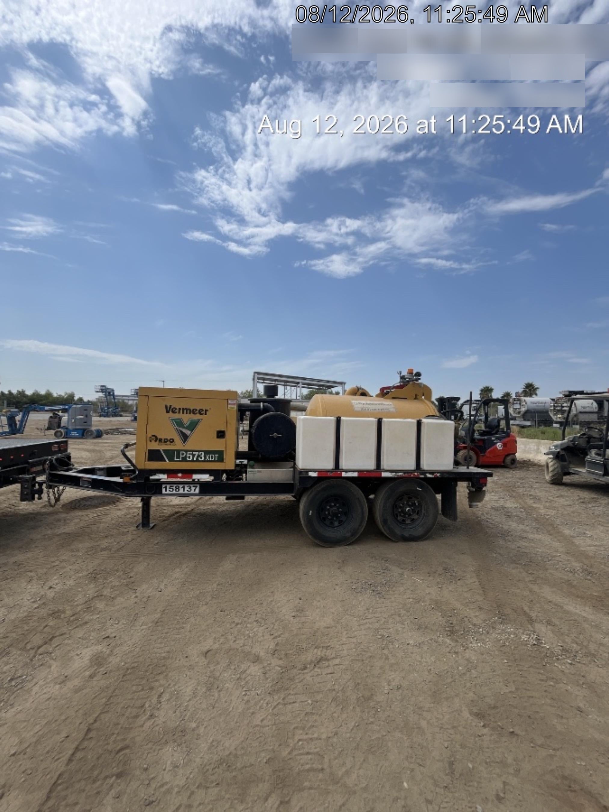 2021 VAC-TRON LP573XDT
