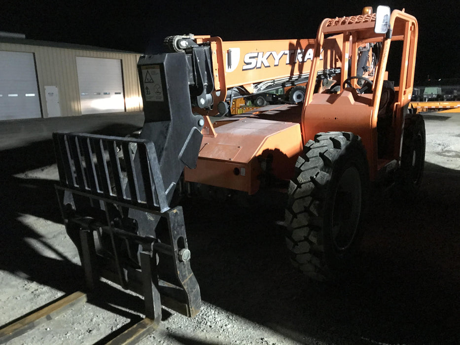 2019 Skytrak 6036 Canopy, Solid Tires, LED Work Lights, Beacon 50" Carriage, 48" Pallet Forks