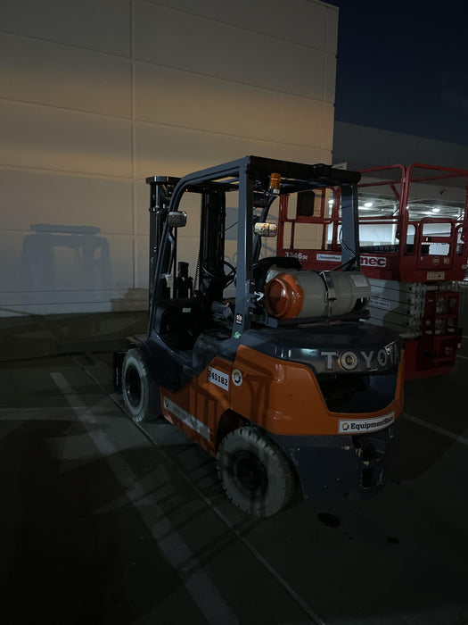 2022 TOYOTA 8FGU25 LP w/ Scale