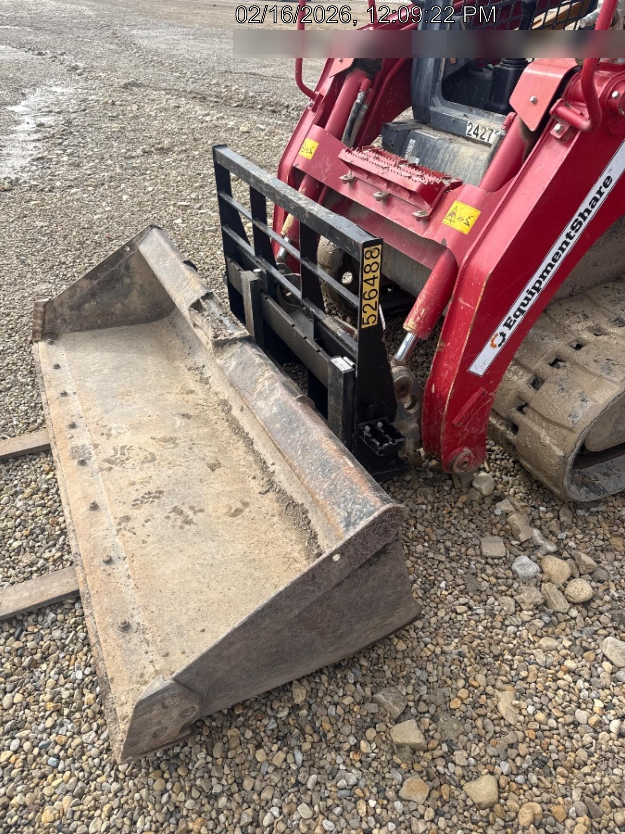 2025 ARROW MATERIAL HANDLING 48" Pallet Forks - Arrow