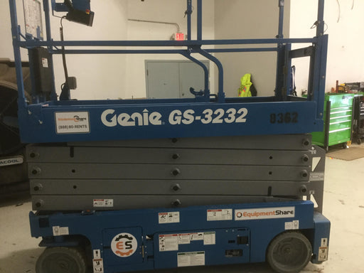 2018 Genie GS-3232 Genie GS3232 Lift w/Folding Rails and Swing Gate