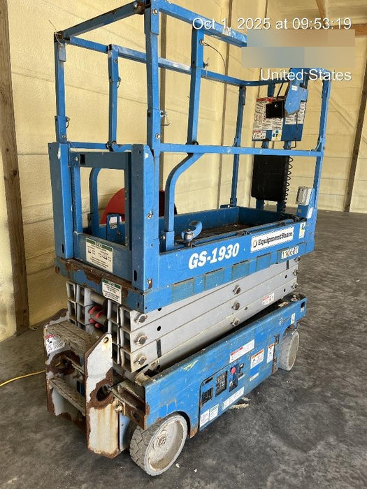 2020 Genie GS-1930 Solid Non Marking Tires, Beacon, Folding rails with half height swing gate