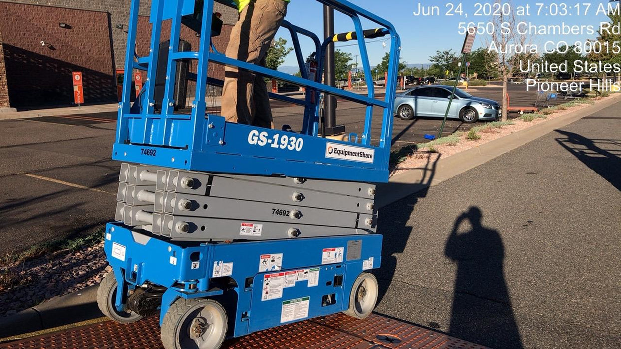 2020 Genie GS-1930 Fixed rails with chain entry gate - Pre A92.20