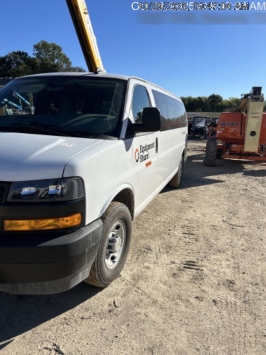2025 CHEVROLET Express Van - Rental